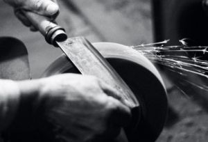 Услуга по заточке ножей