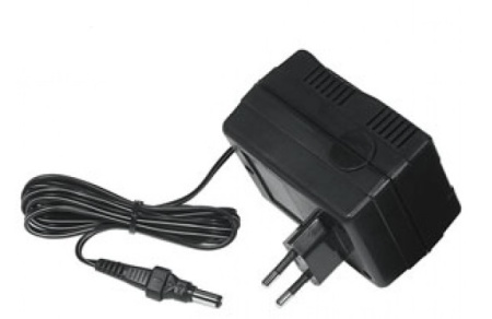 zaryadnoe-ustrojstvo-220-v