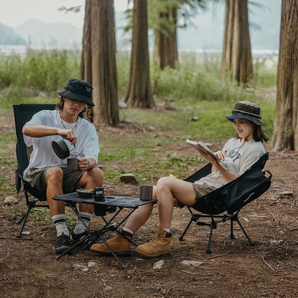 kreslo-naturehike-sea-moon-002-cnk2450jj019-skladnoe-chyornyj 3