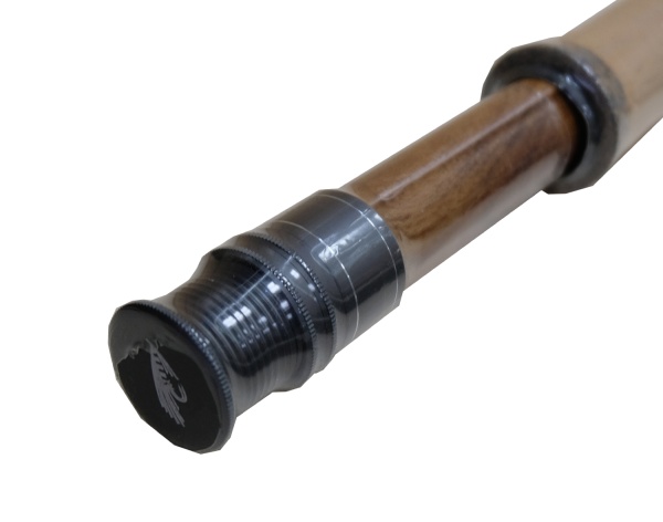 odnoruchnoe-udilishche-s2-mx-5-9-0-4-kolena-9005-4-v-tubuse 3